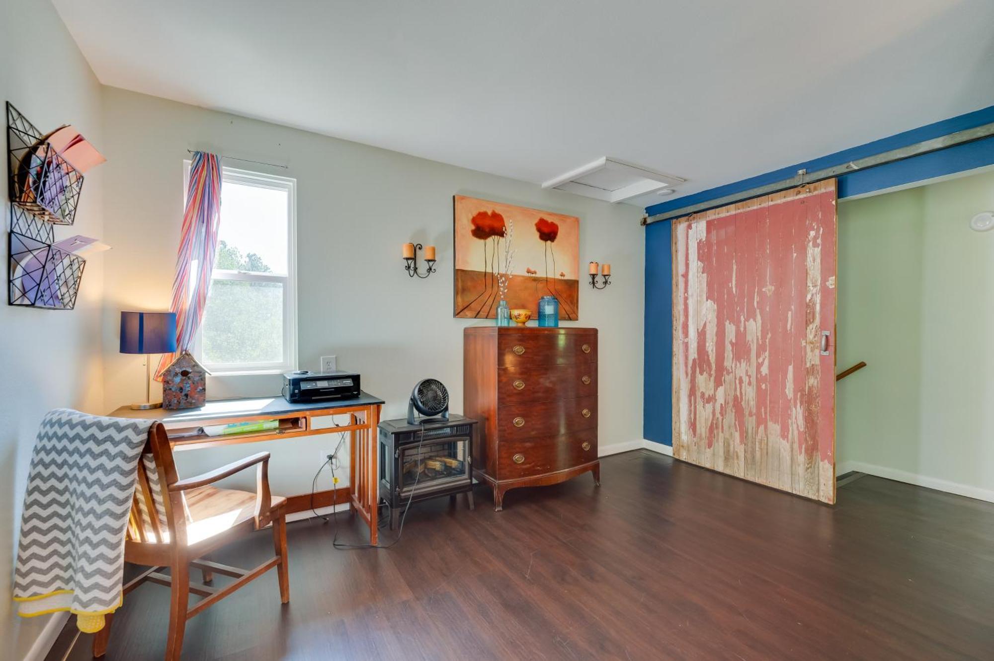 Stunning Golden Home With Deck About 35 Mi To Denver! Екстериор снимка
